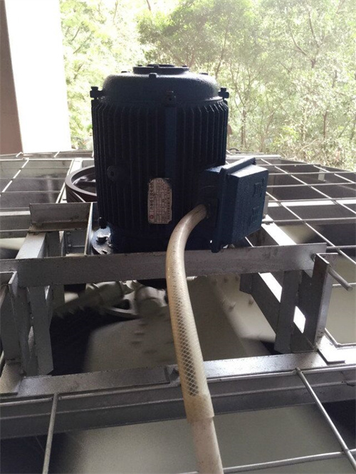 低噪音<a href=http://m.jiegelang.cn/tags11_0.html target=_blank class=infotextkey>冷卻塔電機(jī)</a>